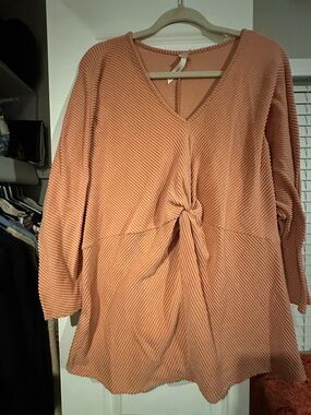 Knot Front V-Neck Tunic Top - Dusty Peach